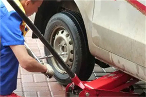 迎江区附近拖车24小时服务热线电话